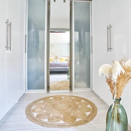 Maison De Moderne Climatisee Avec Piscine * Morieres-les-Avignon